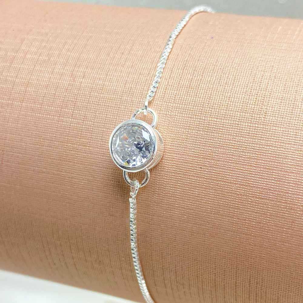 PULSEIRA BRILHO CRISTALINO PRATEADO FOLHEADO - COM BRINDE 